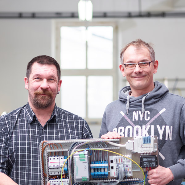Michael Resch & Torsten Günl - Electrical Systems Fitter - Kundenservice